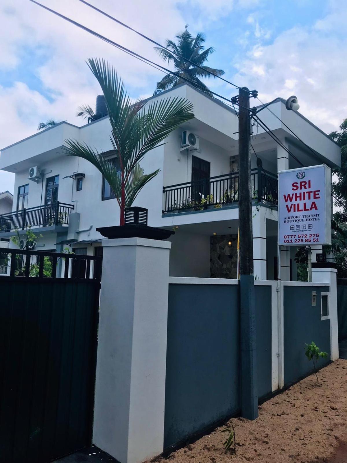 Sri White Villa Airport Boutique Hotel Katunayaka Dış mekan fotoğraf