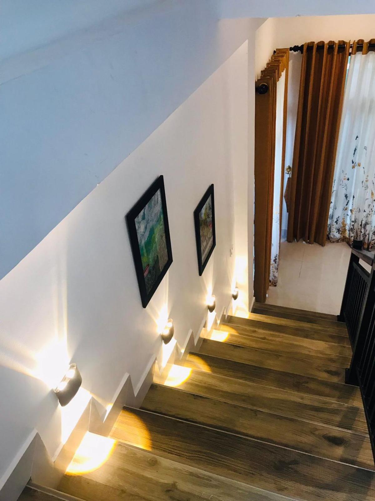 Sri White Villa Airport Boutique Hotel Katunayaka Dış mekan fotoğraf